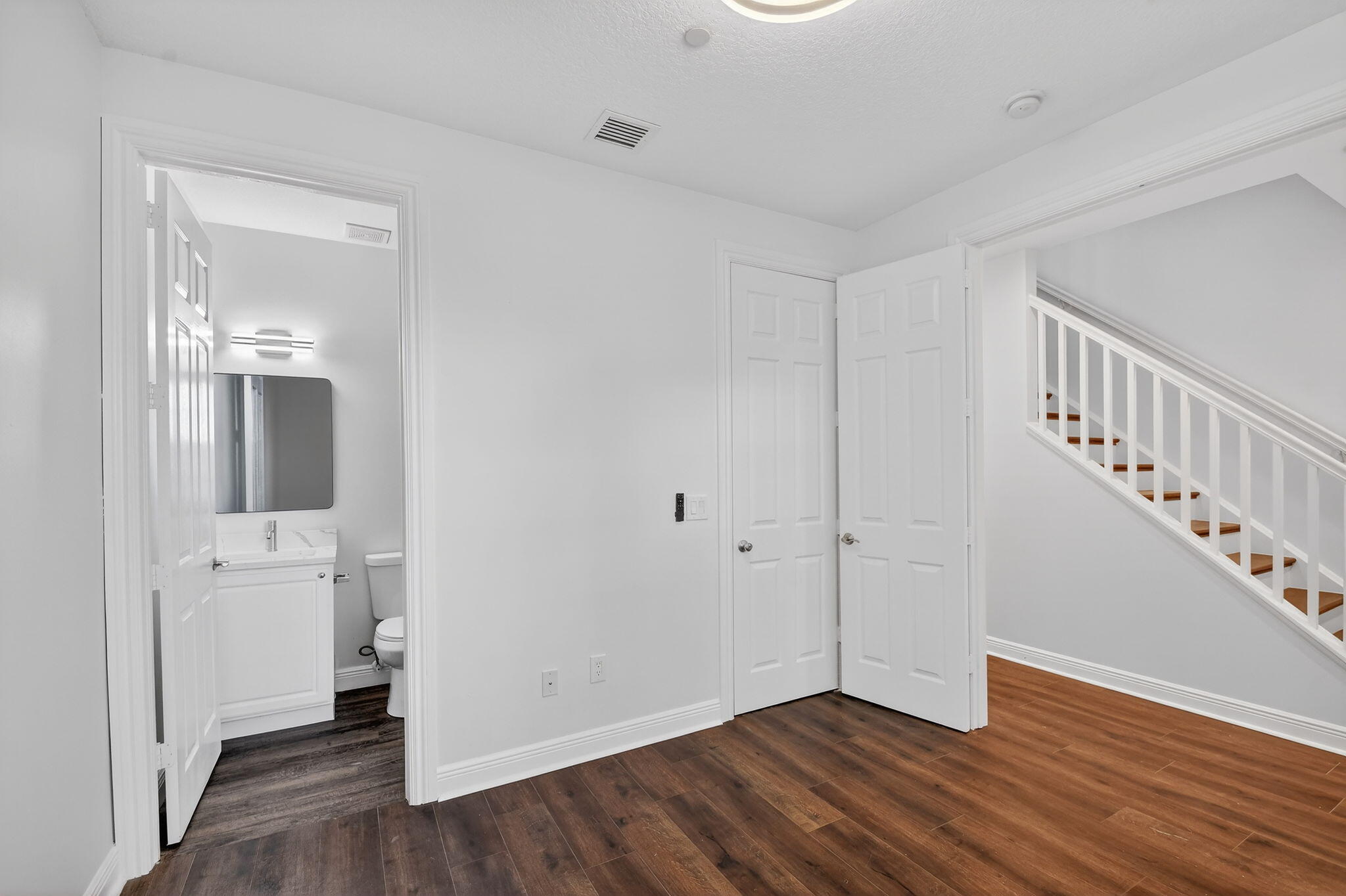 2502 N Dixie Highway 19, Lake Worth Beach Unit: 19