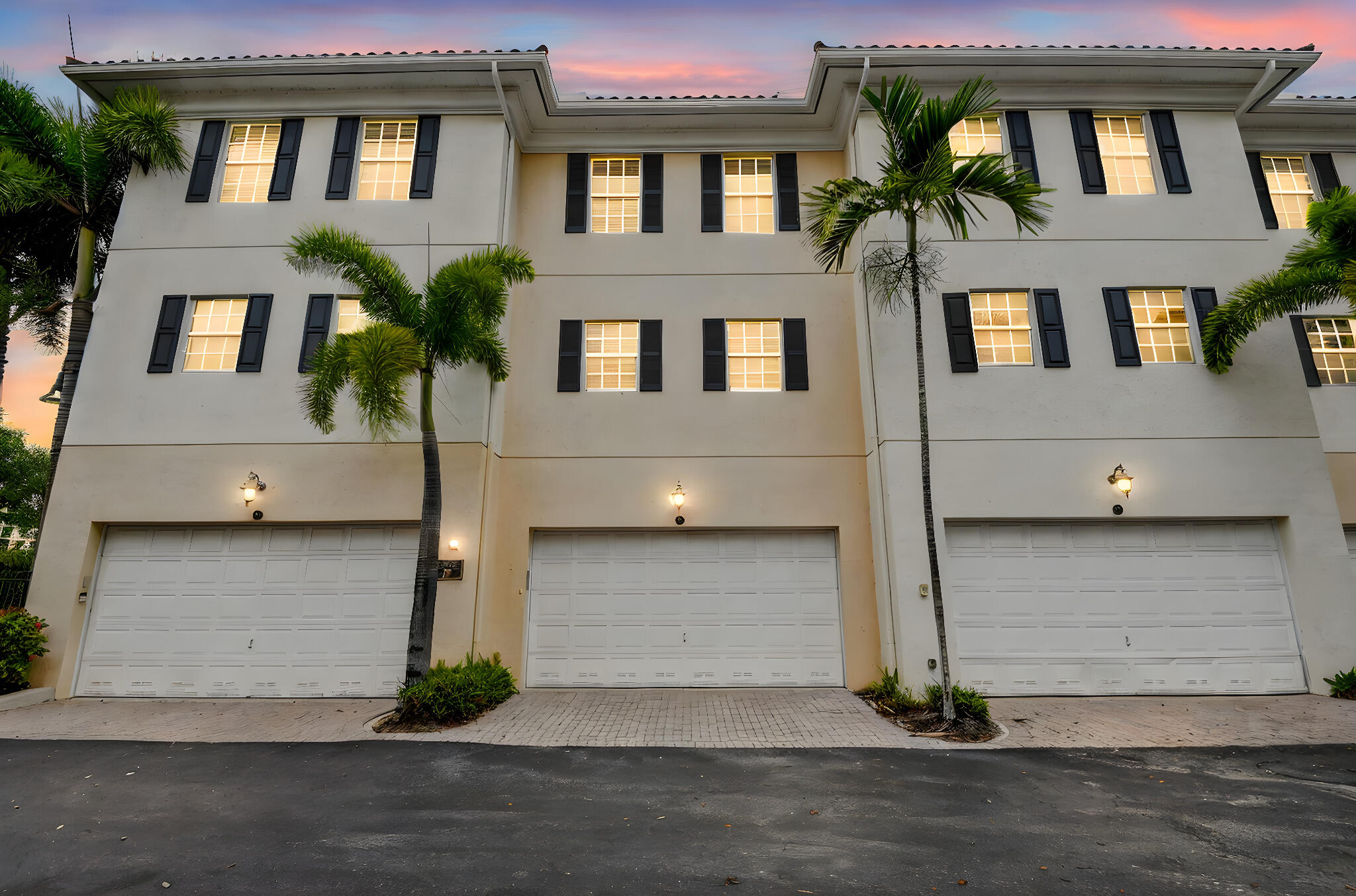 2502 N Dixie Highway 19, Lake Worth Beach Unit: 19