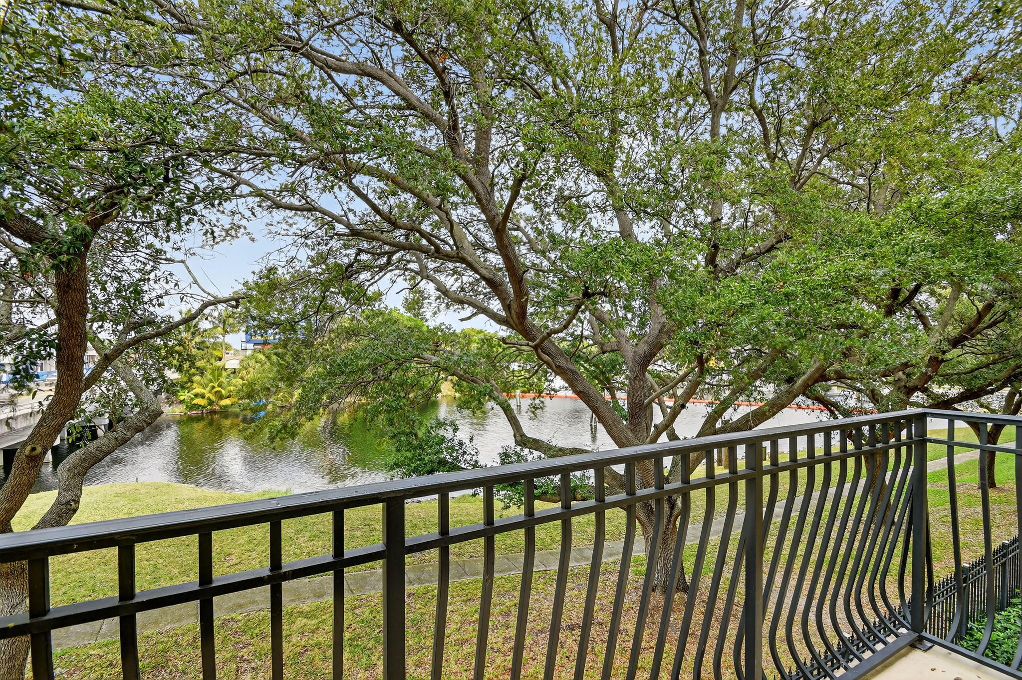 2502 N Dixie Highway 19, Lake Worth Beach Unit: 19