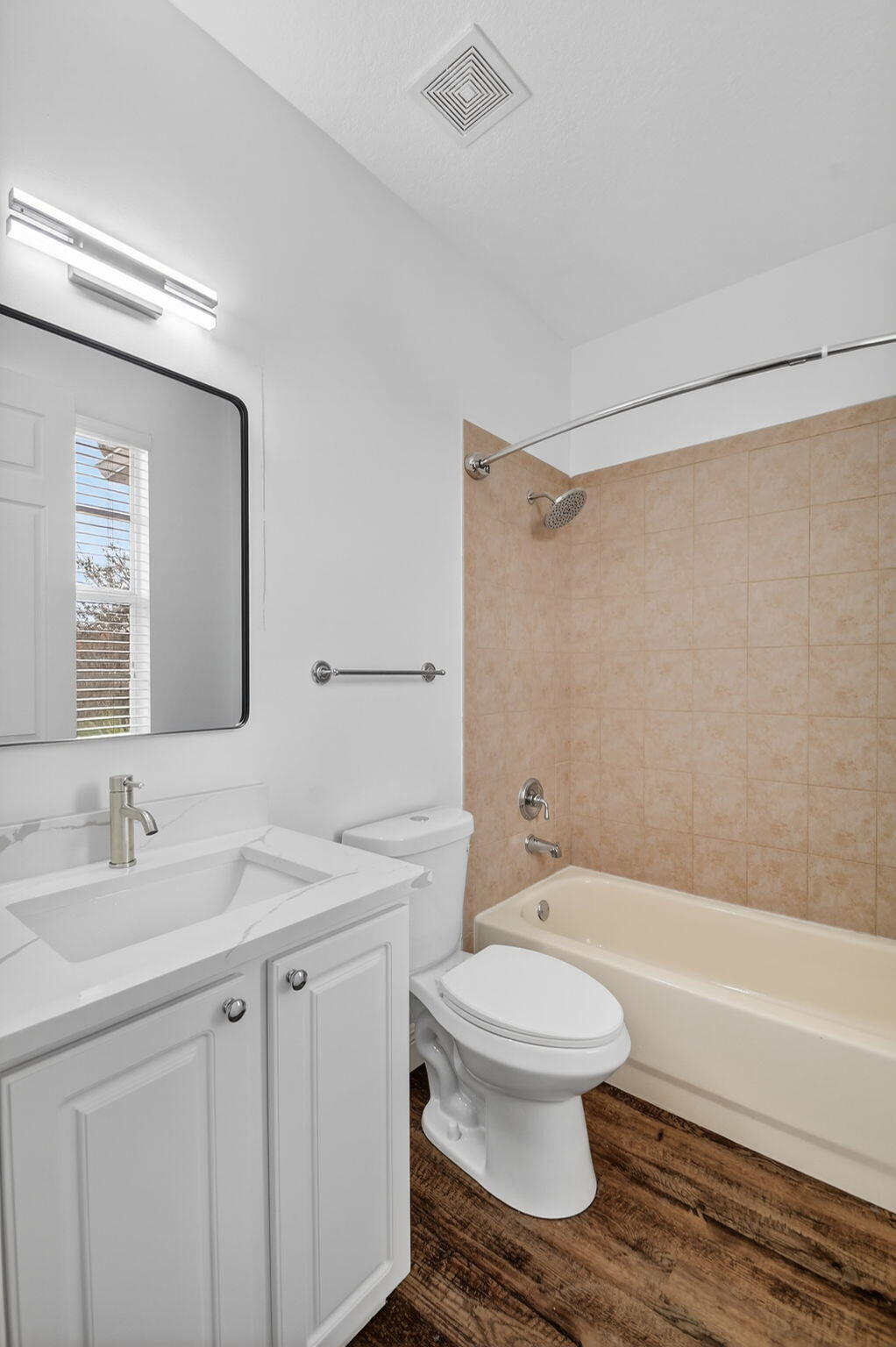 2502 N Dixie Highway 19, Lake Worth Beach Unit: 19