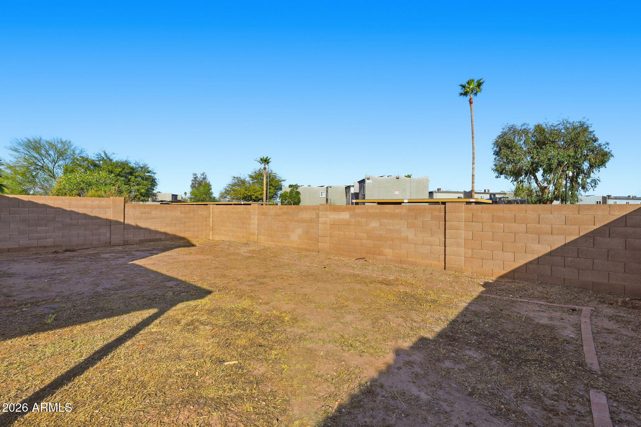 982 E CARLA VISTA Place