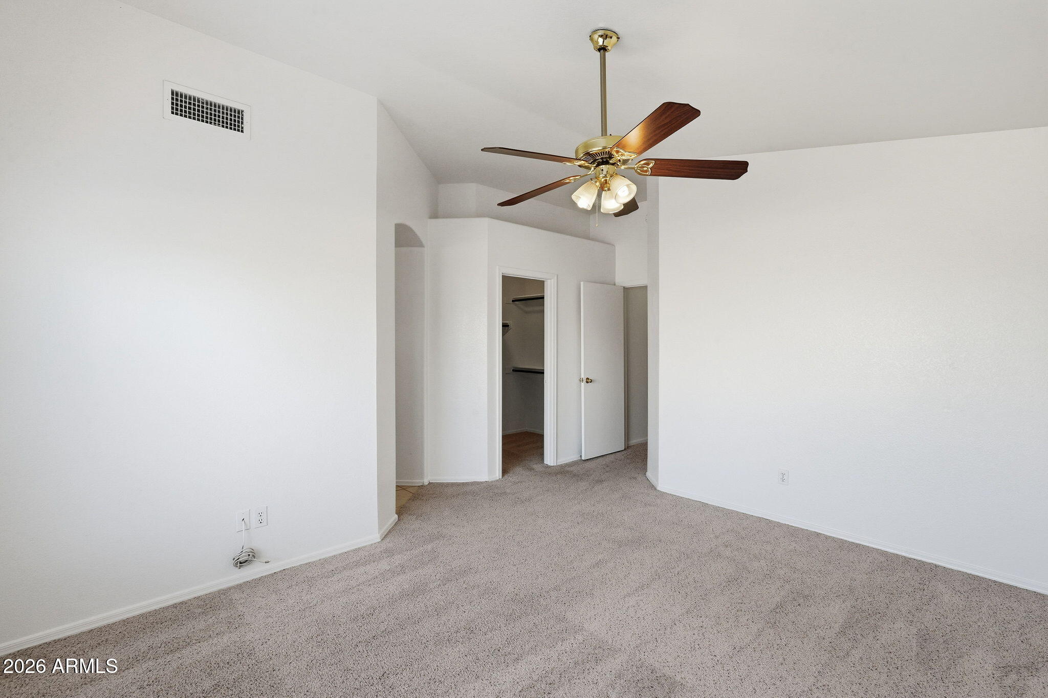 982 E CARLA VISTA Place