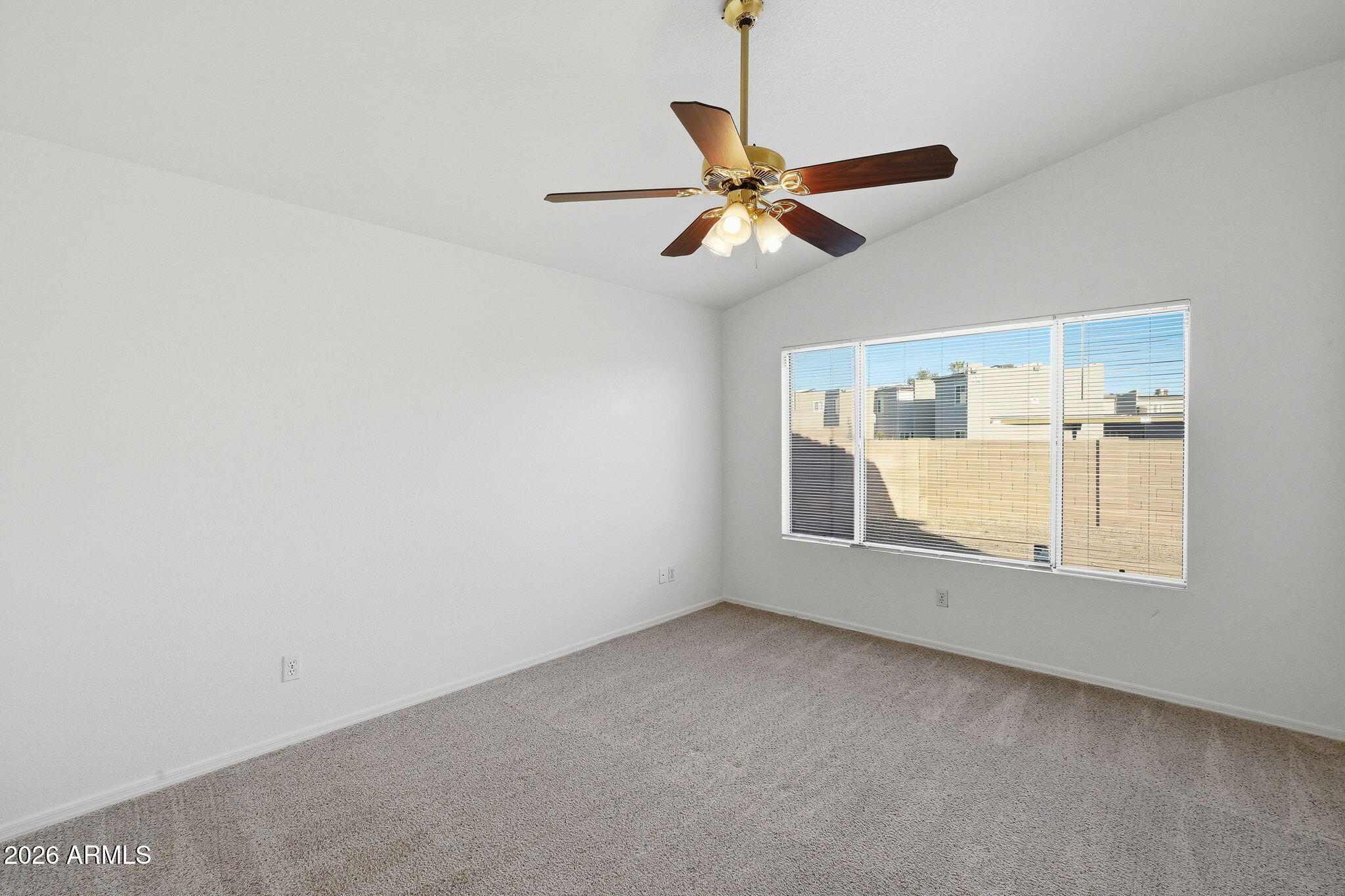 982 E CARLA VISTA Place