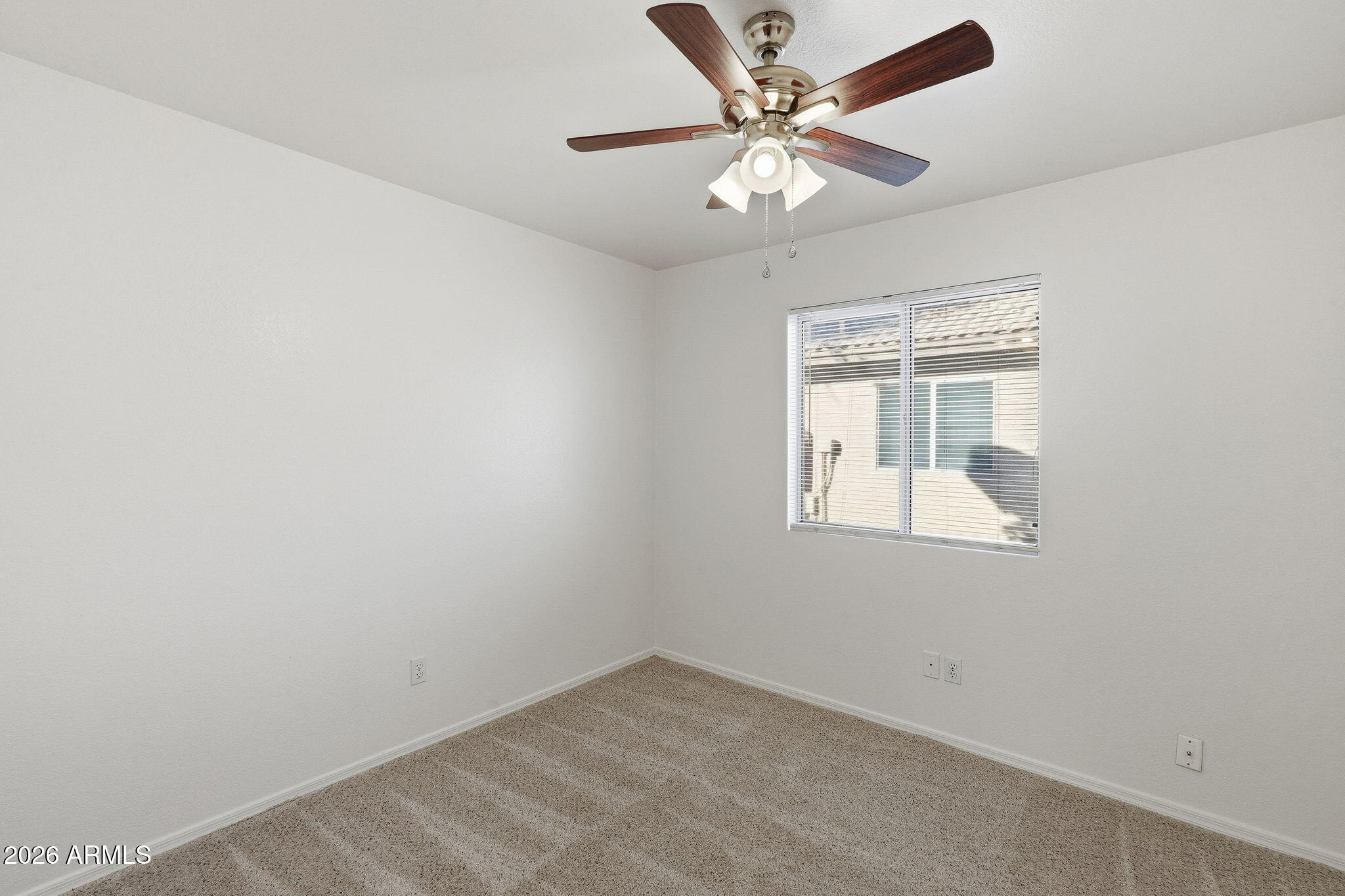 982 E CARLA VISTA Place
