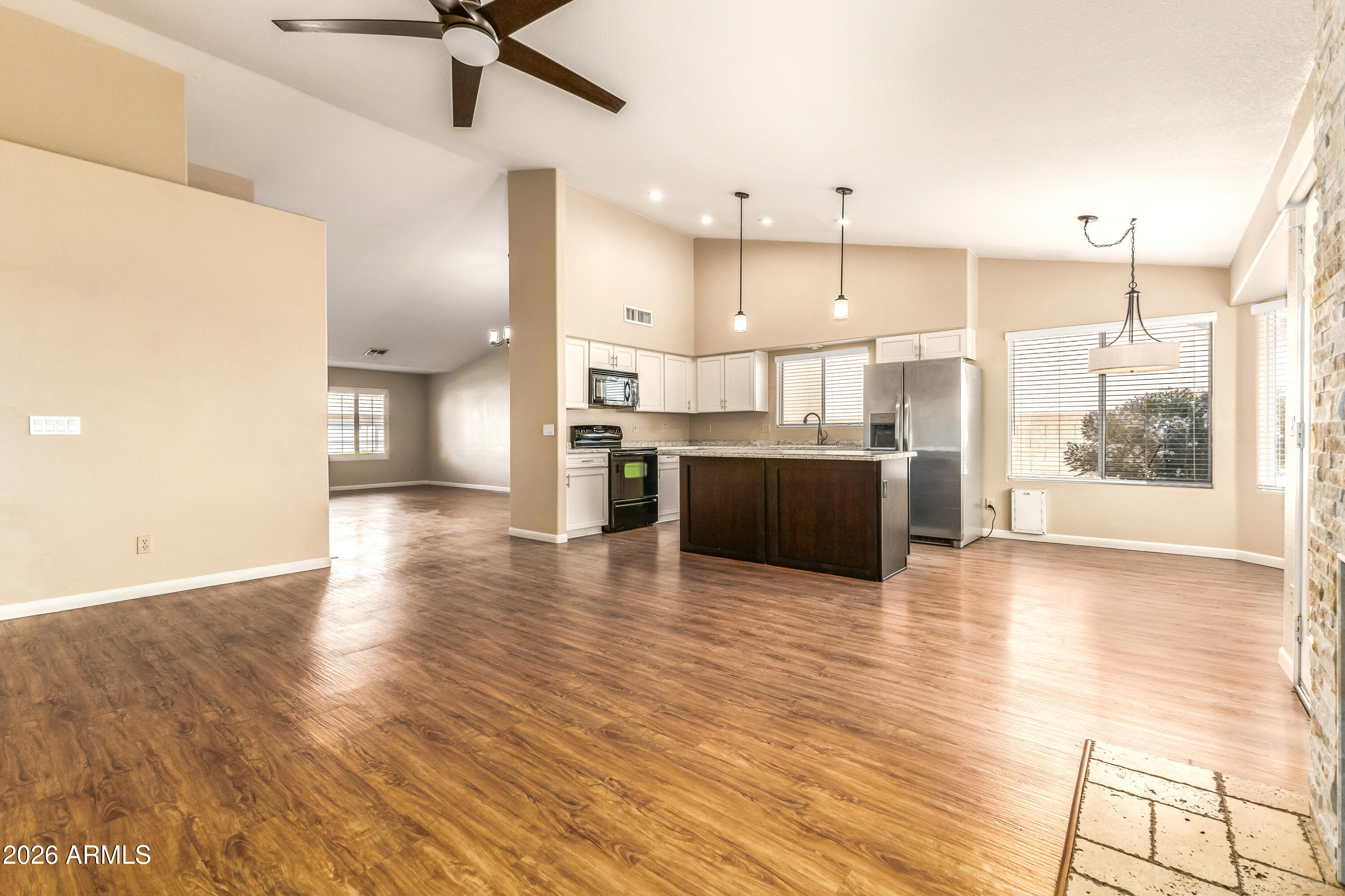 4309 E THISTLE LANDING Drive