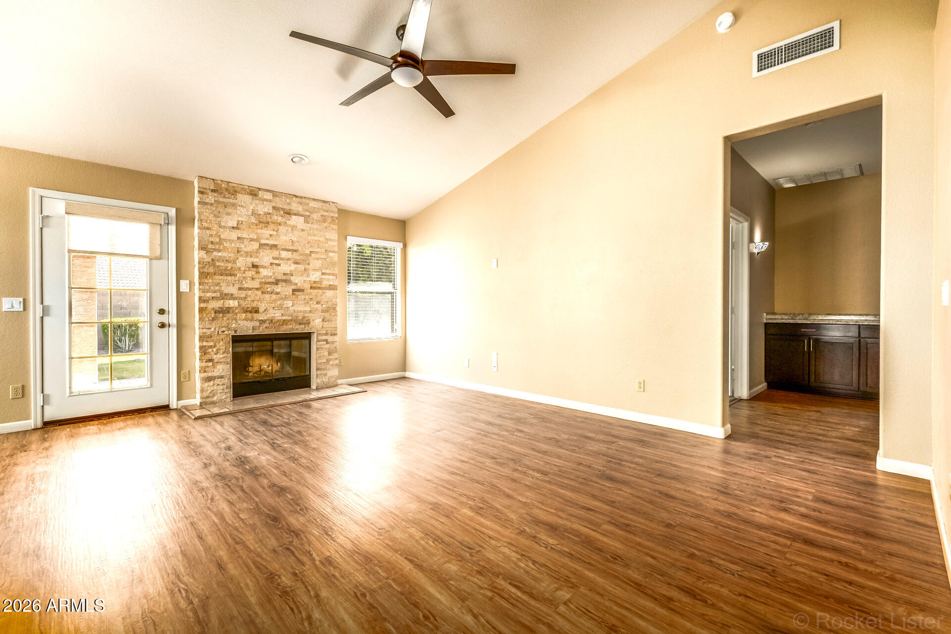 4309 E THISTLE LANDING Drive
