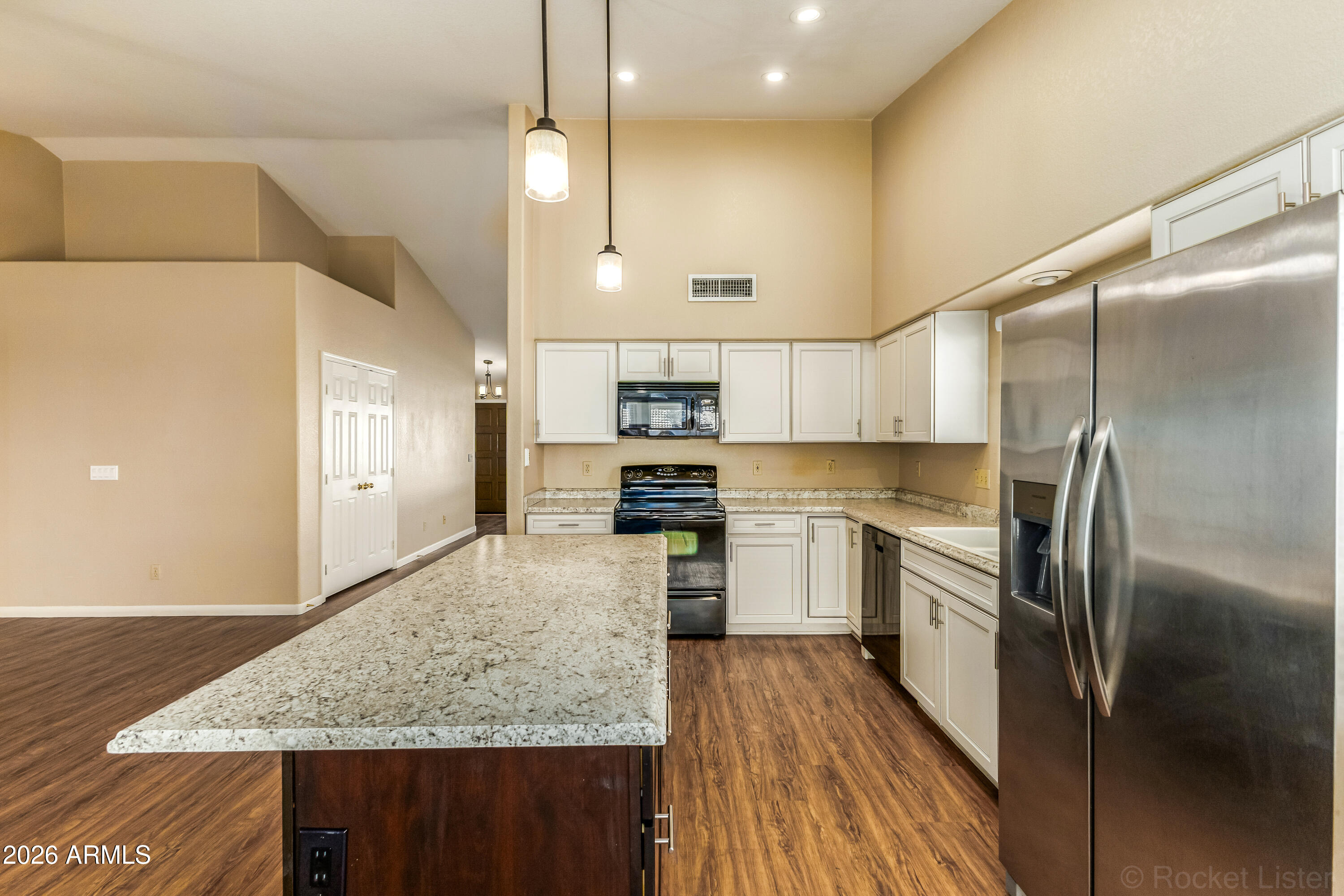 4309 E THISTLE LANDING Drive