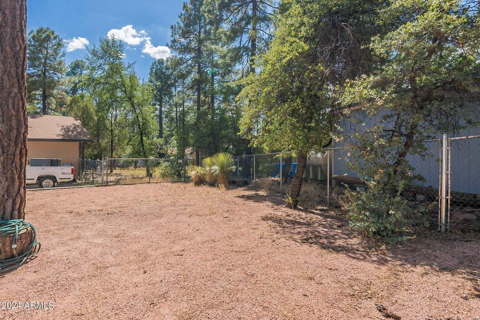 806 N Ponderosa Circle