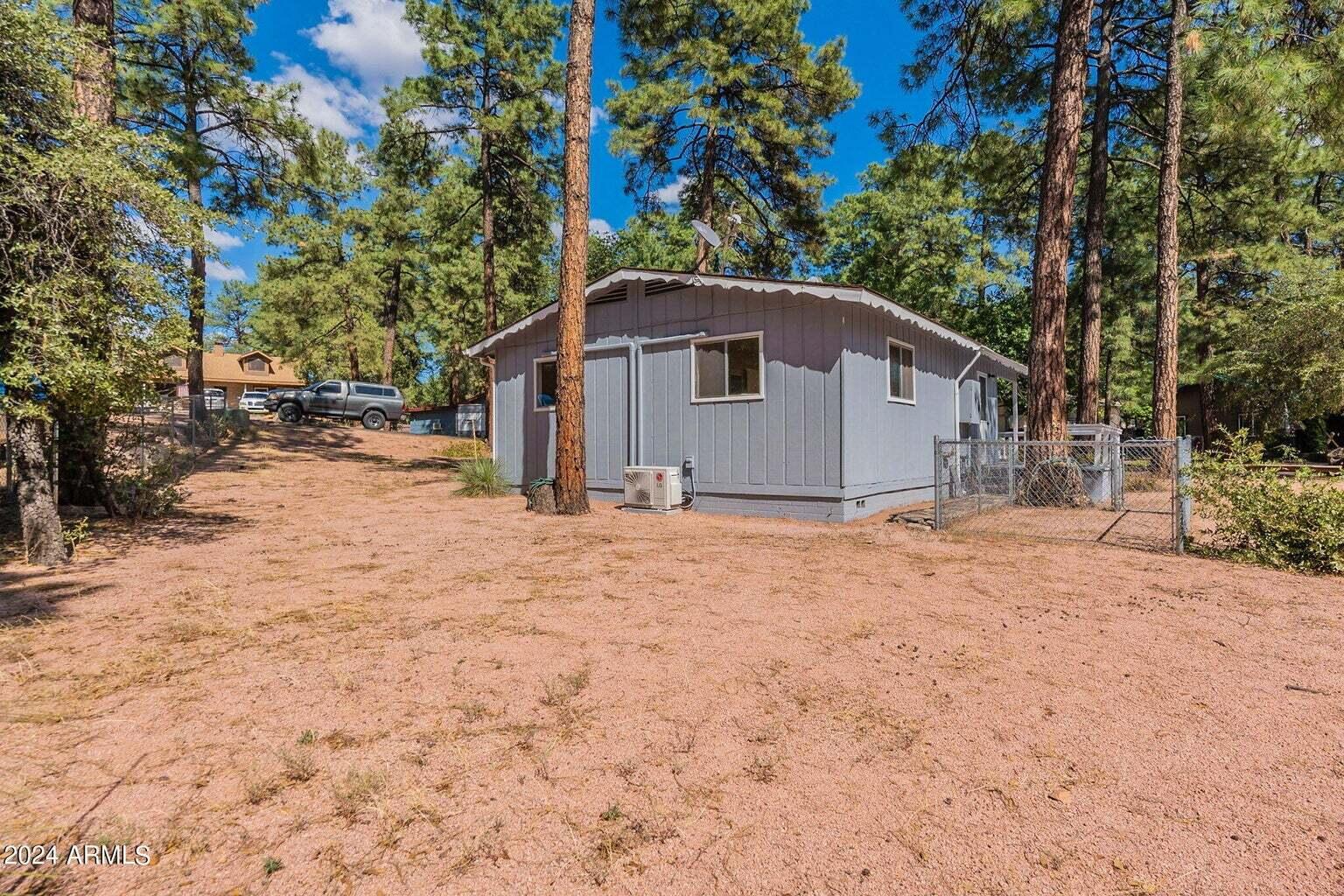 806 N Ponderosa Circle