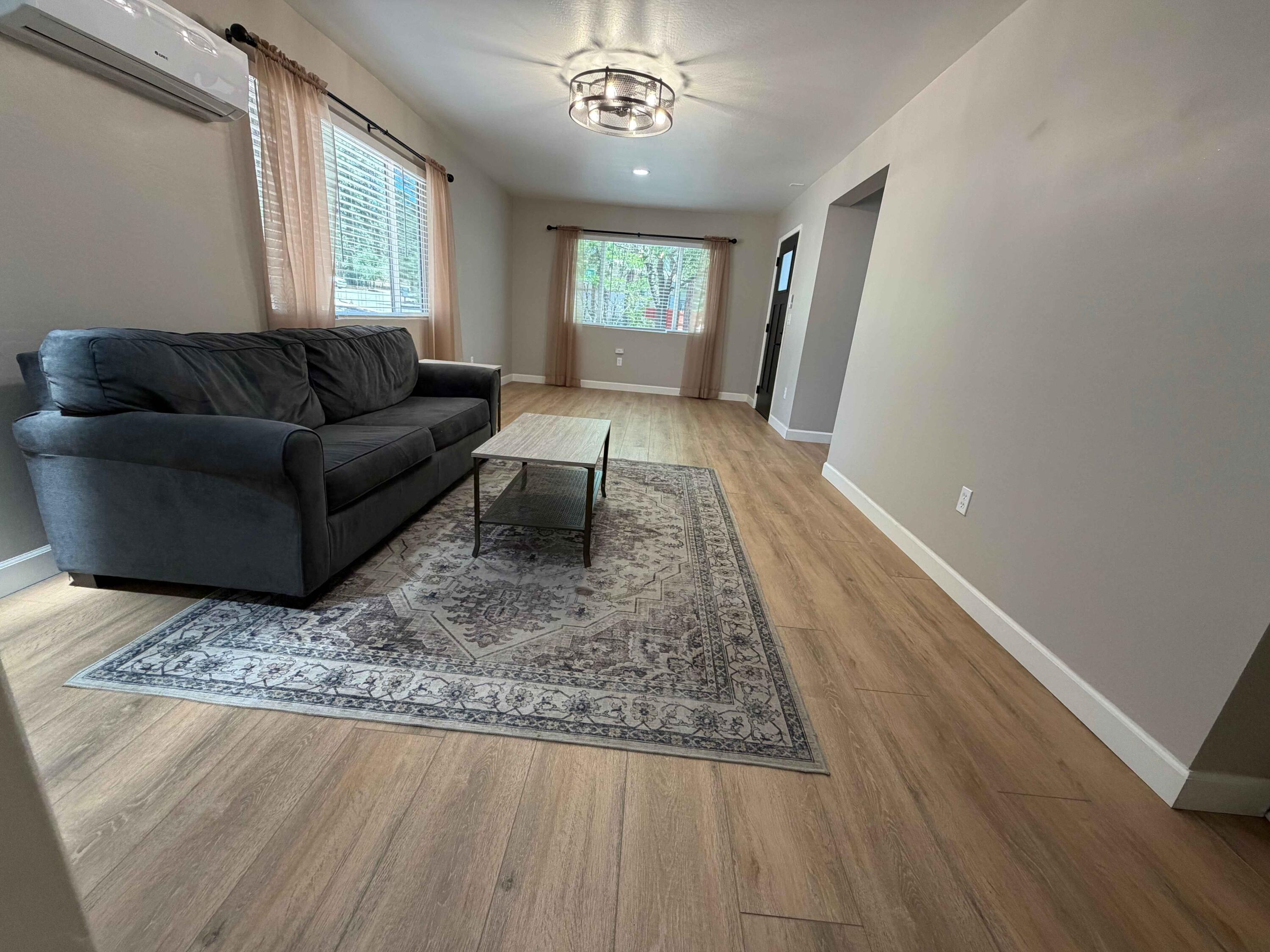 806 N Ponderosa Circle
