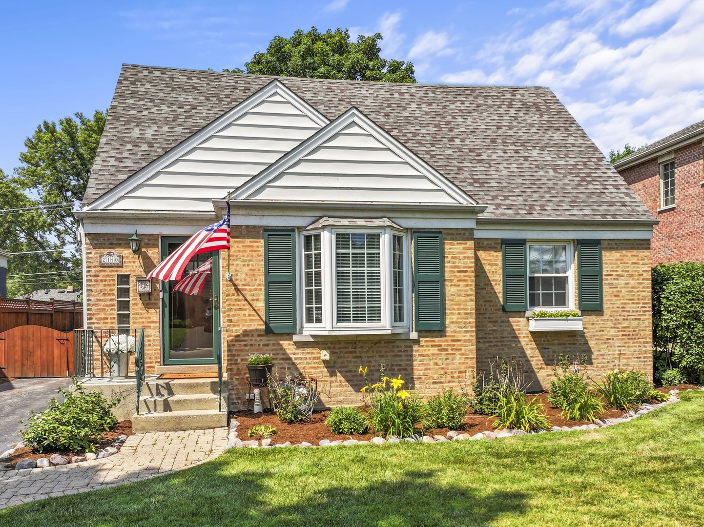 2140 Walnut Court