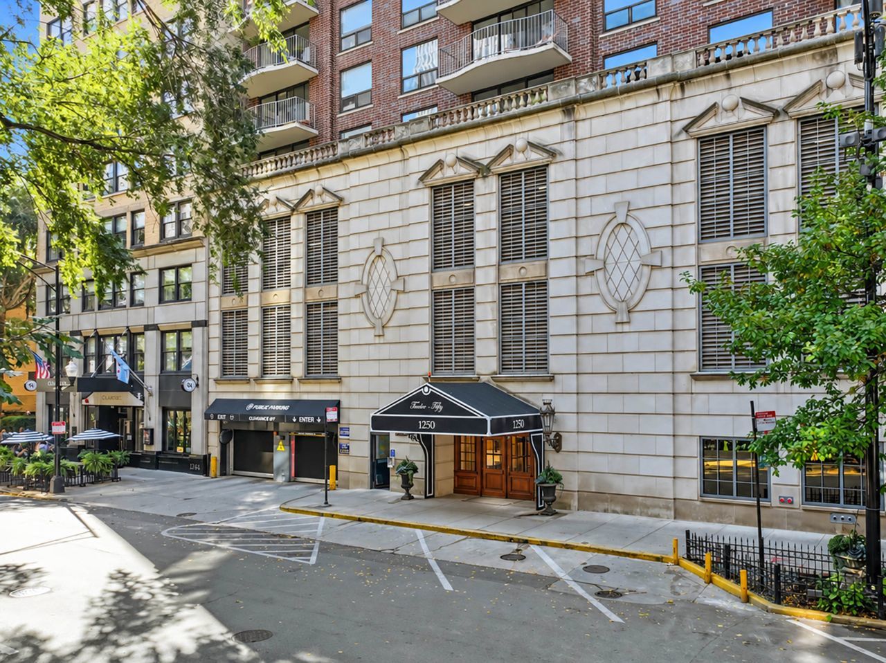 1250 N Dearborn Street N Unit: 24B