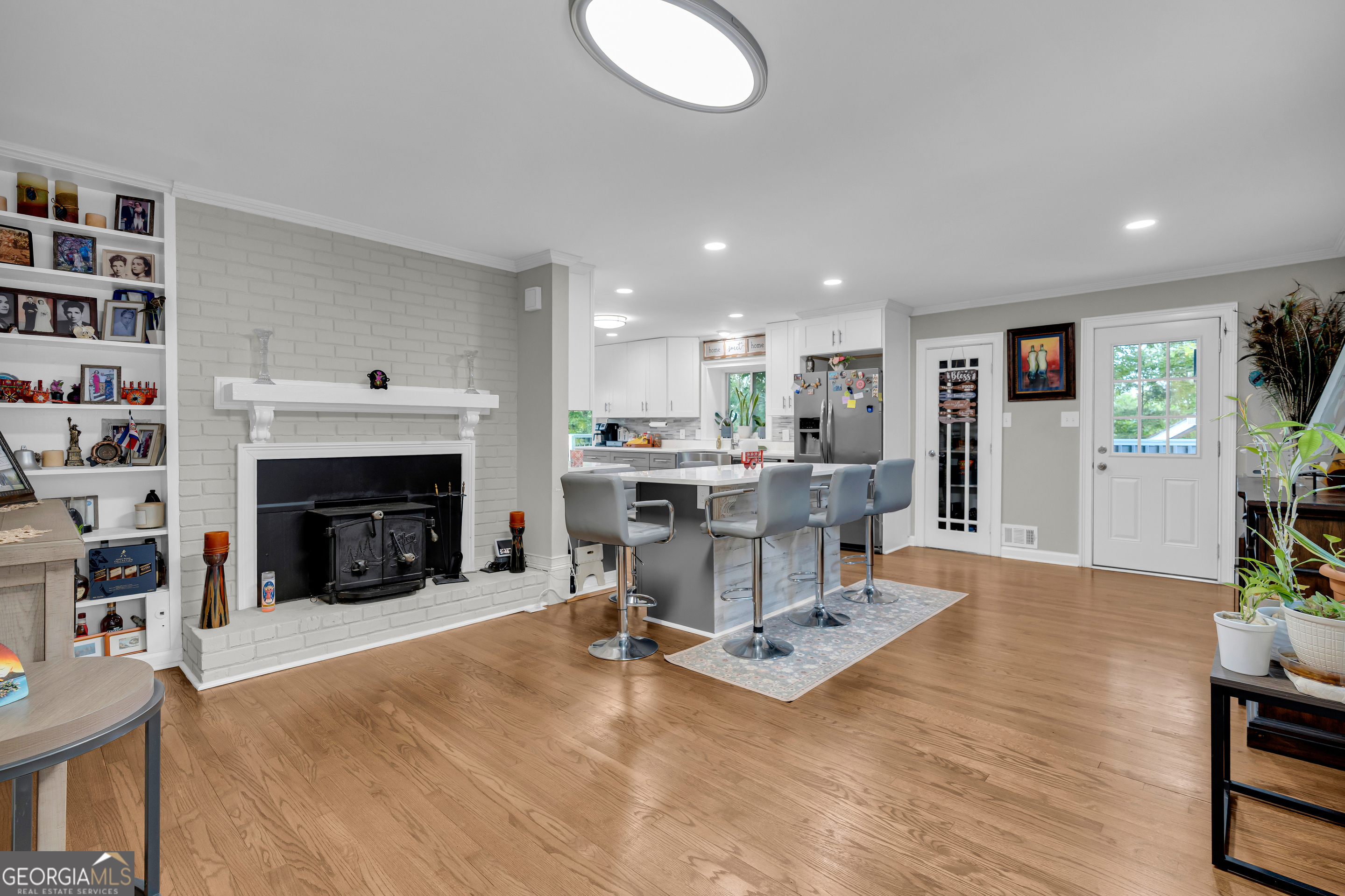 4408 NE Highway Highway NE