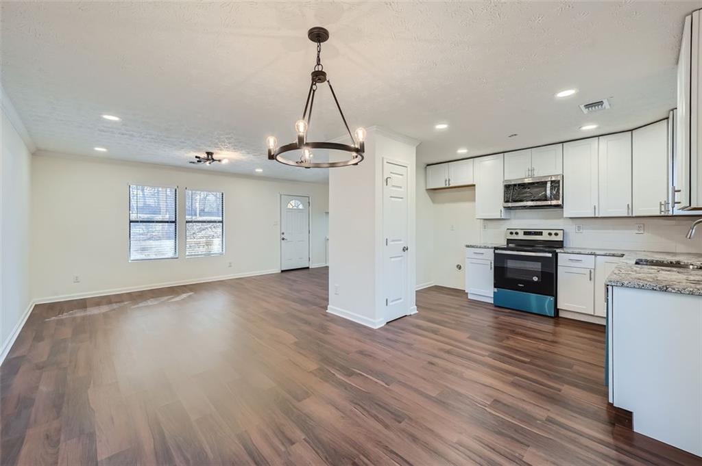 4447 FLAKES MILL Road
