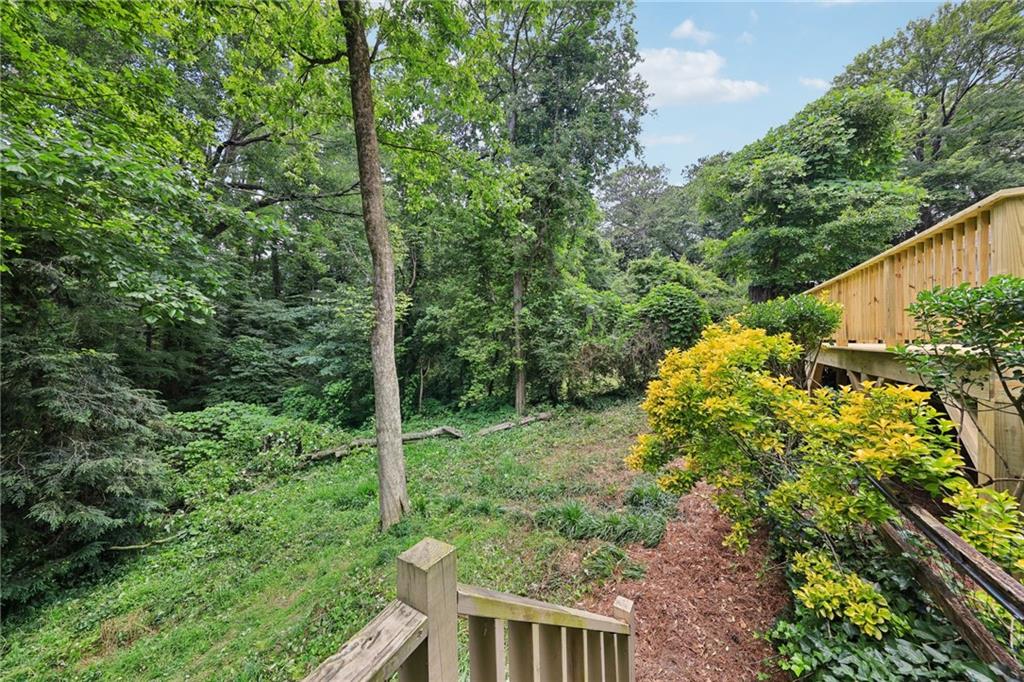 405 Lindbergh Drive NE