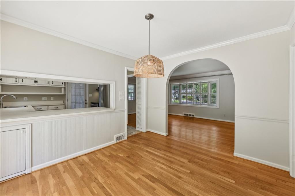 405 Lindbergh Drive NE