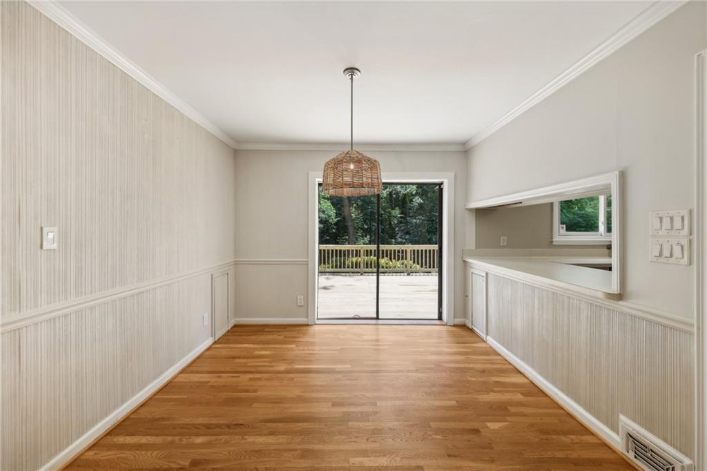 405 Lindbergh Drive NE