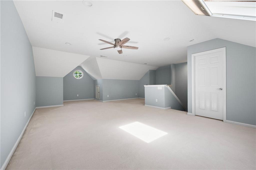 4398 Paces Point Circle SE