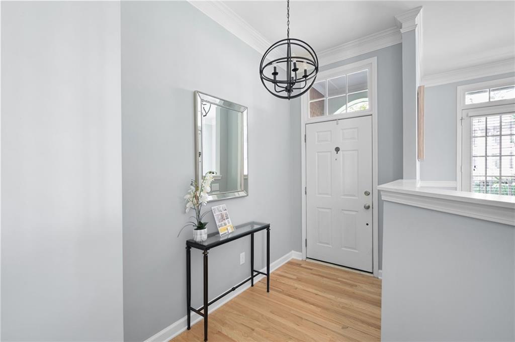 4398 Paces Point Circle SE