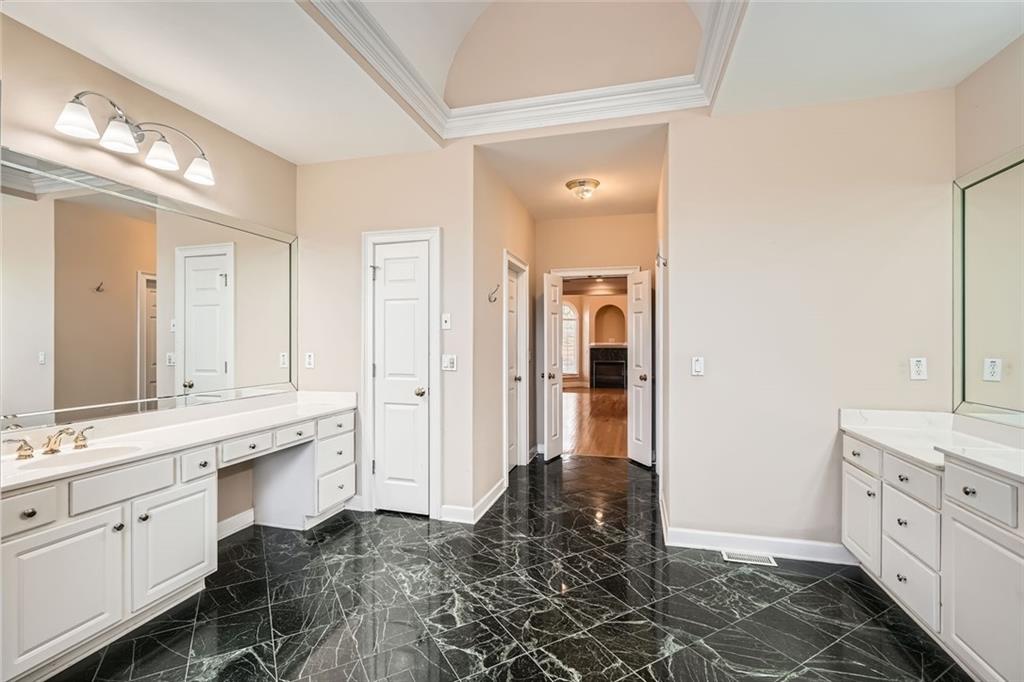 215 Moss Creek Walk