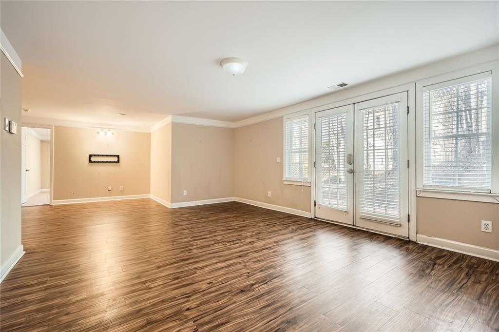 215 Moss Creek Walk
