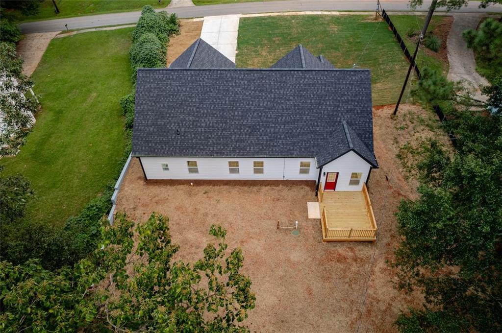 113 Neal Ave