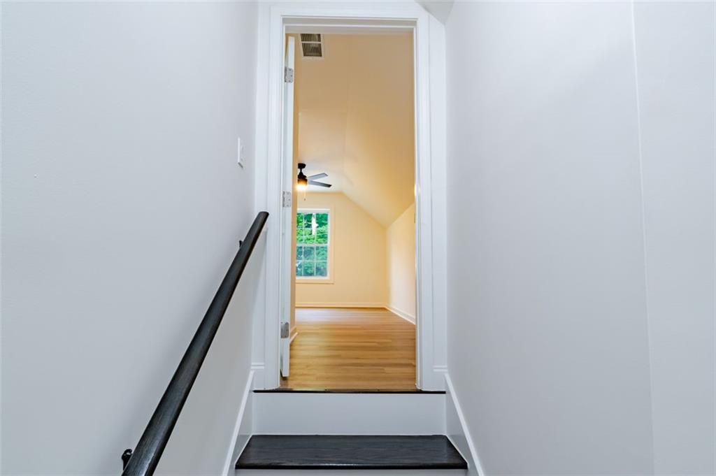 113 Neal Ave