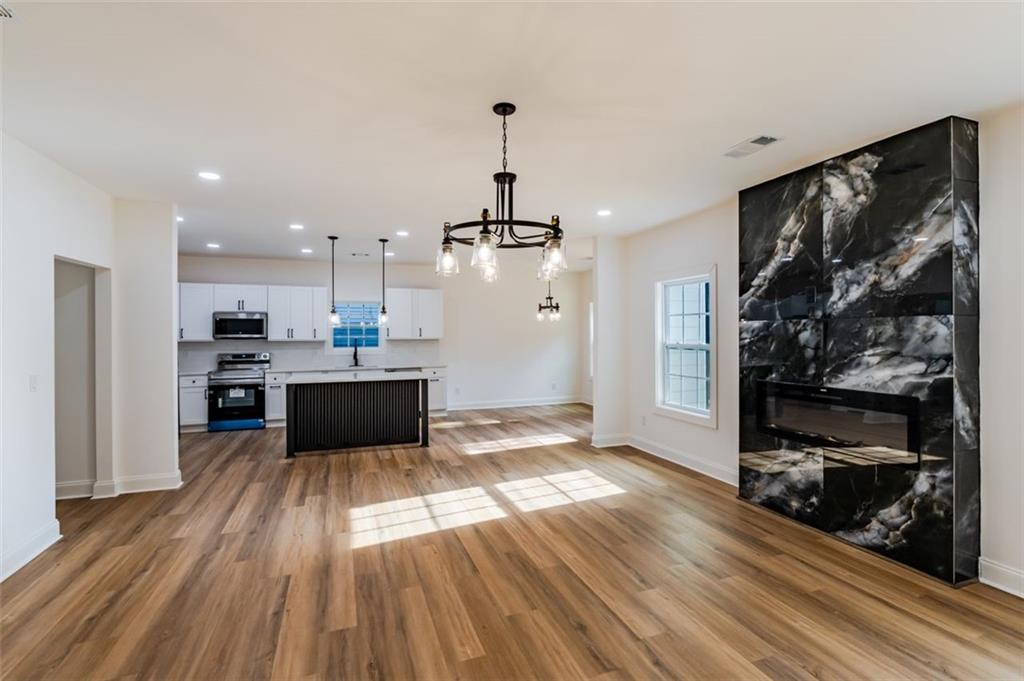 113 Neal Ave