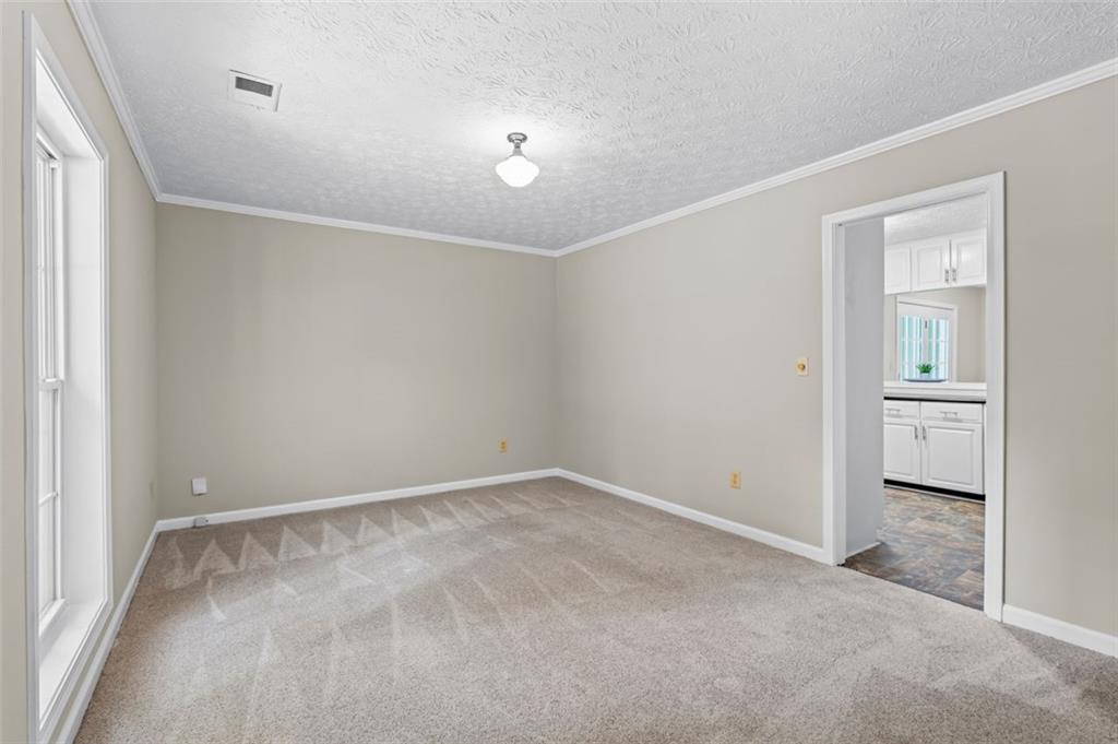 4110 OAK CREST Drive