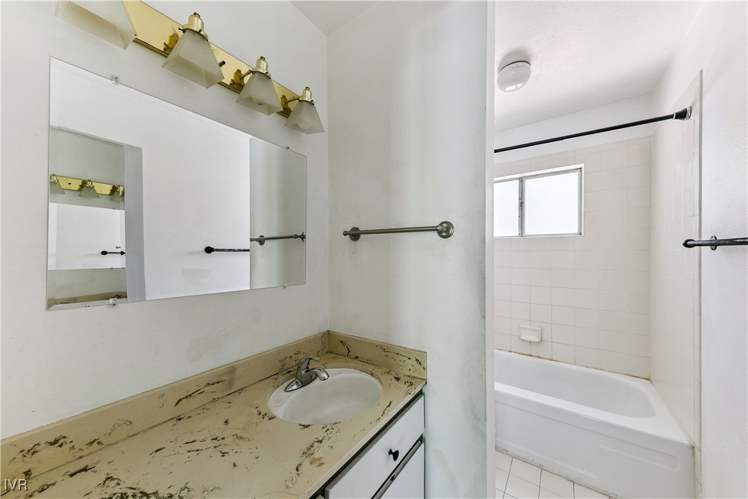 801 Northwood Boulevard 20