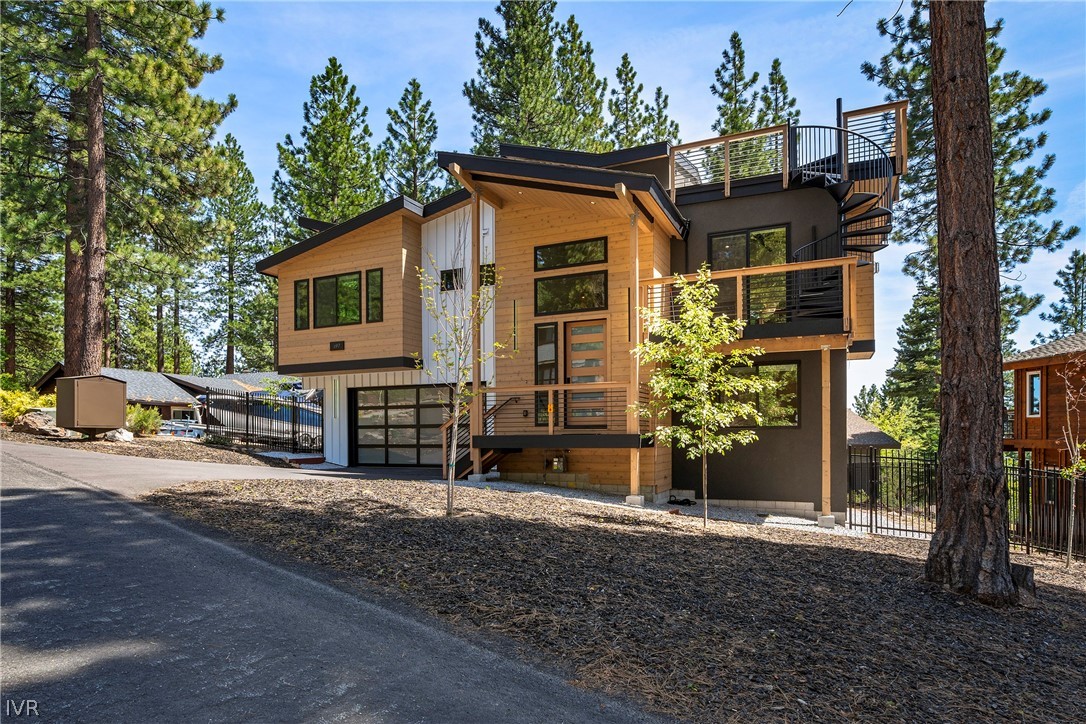 697 Tumbleweed Circle