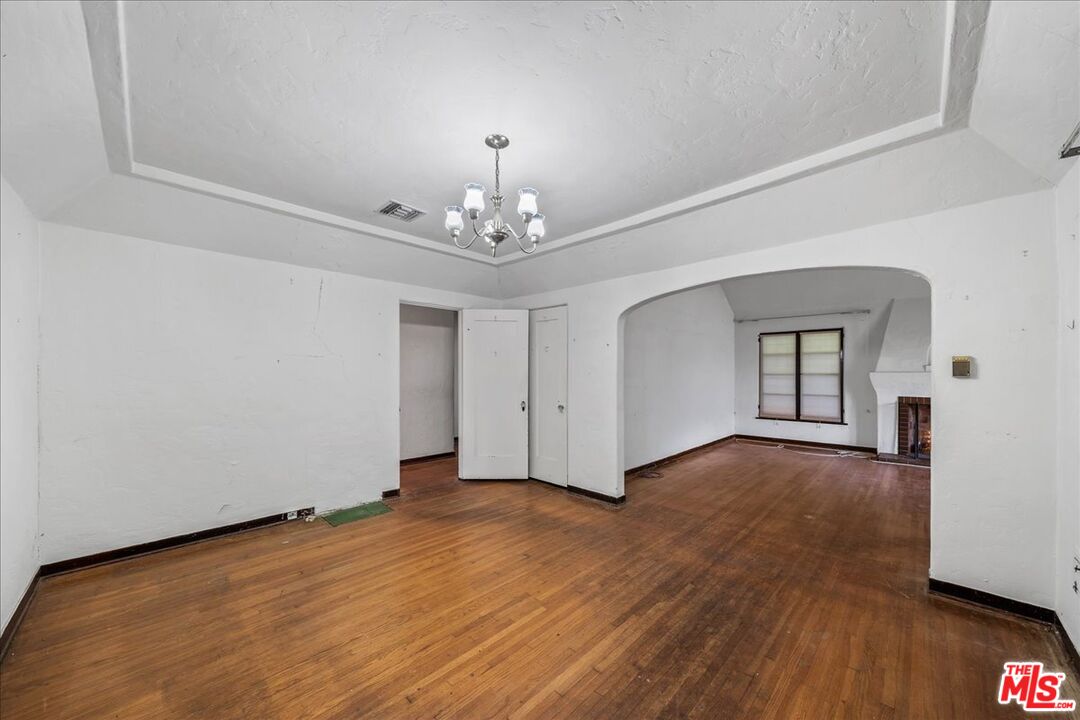 803 N Ogden Dr