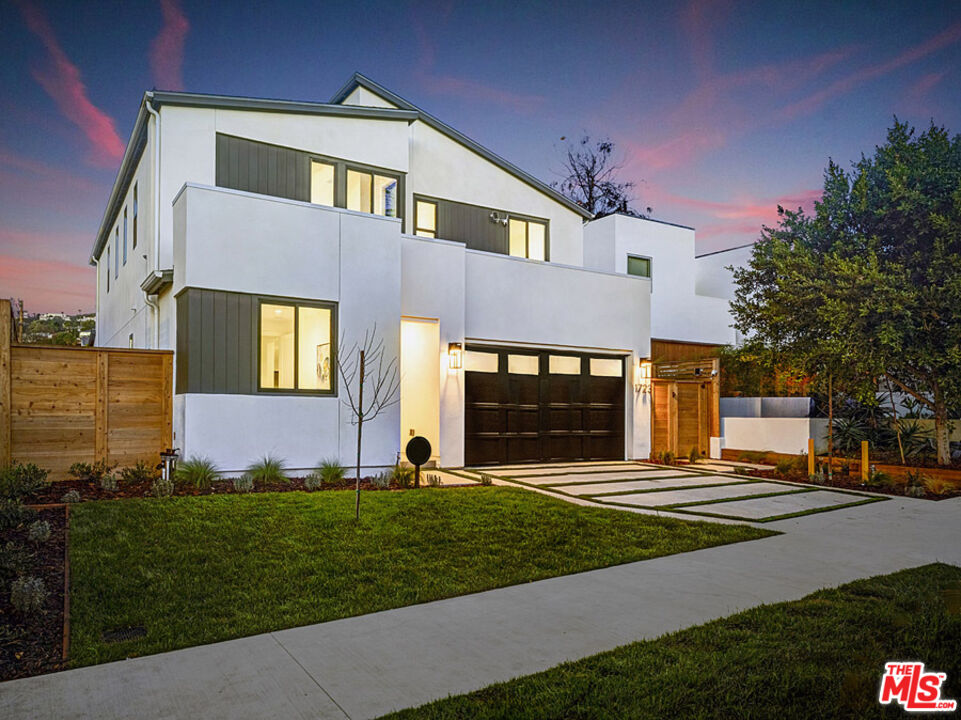 1723 Courtney Ave
