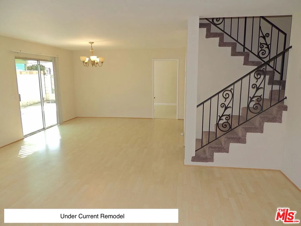 2214 Dufour Ave Unit: B