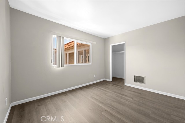 888 Victor AVE Unit: 9