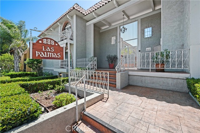 888 Victor AVE Unit: 9