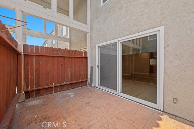 888 Victor AVE Unit: 9