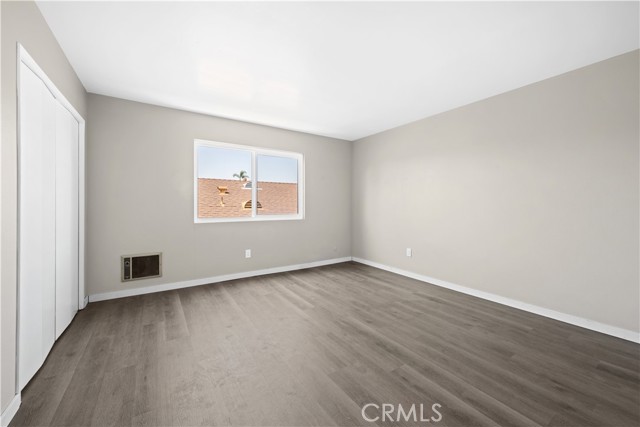 888 Victor AVE Unit: 9