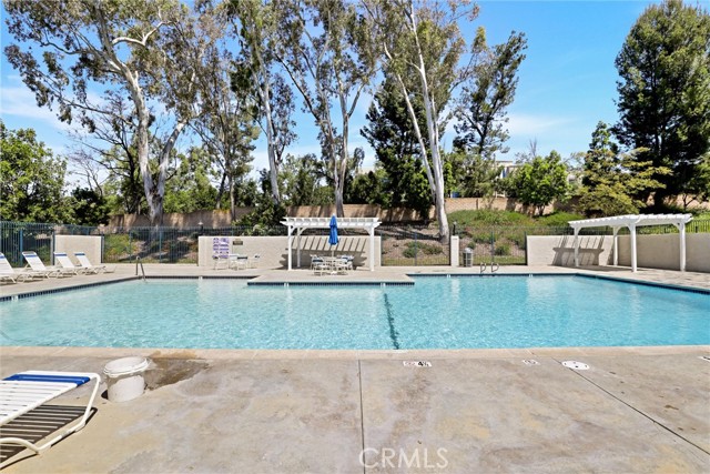 20892 Avenida Amapola