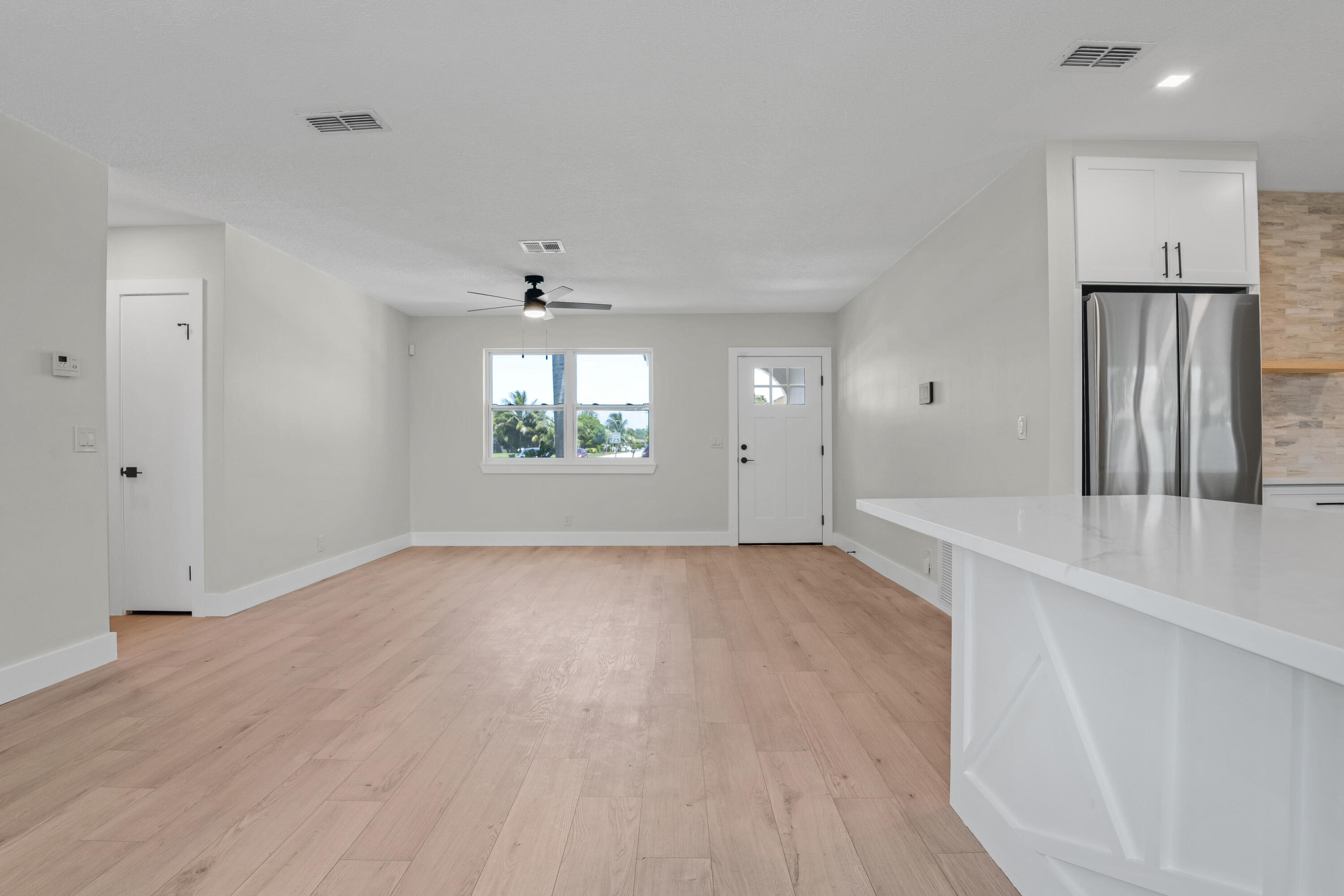 598 Coral Way
