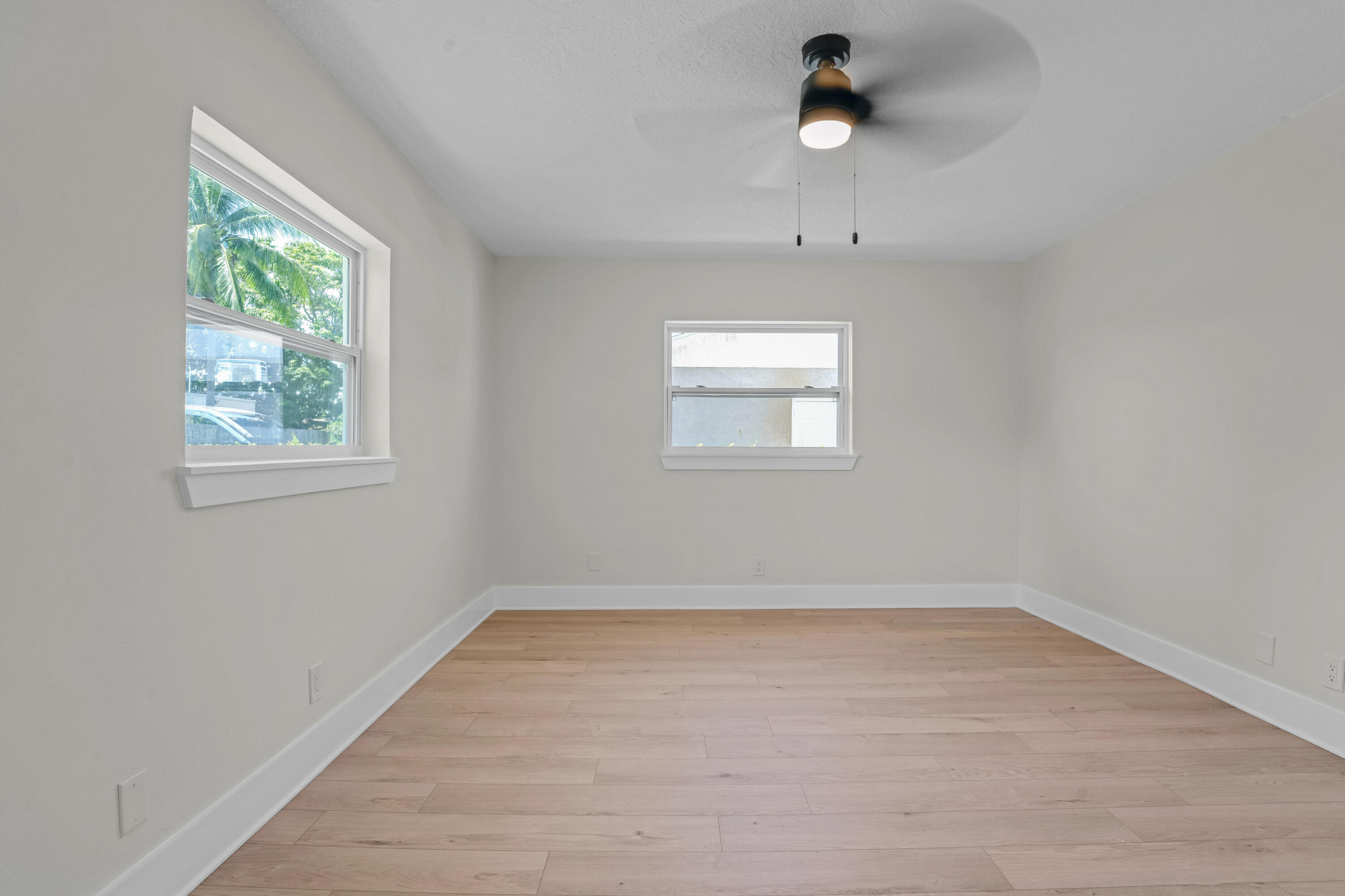 598 Coral Way