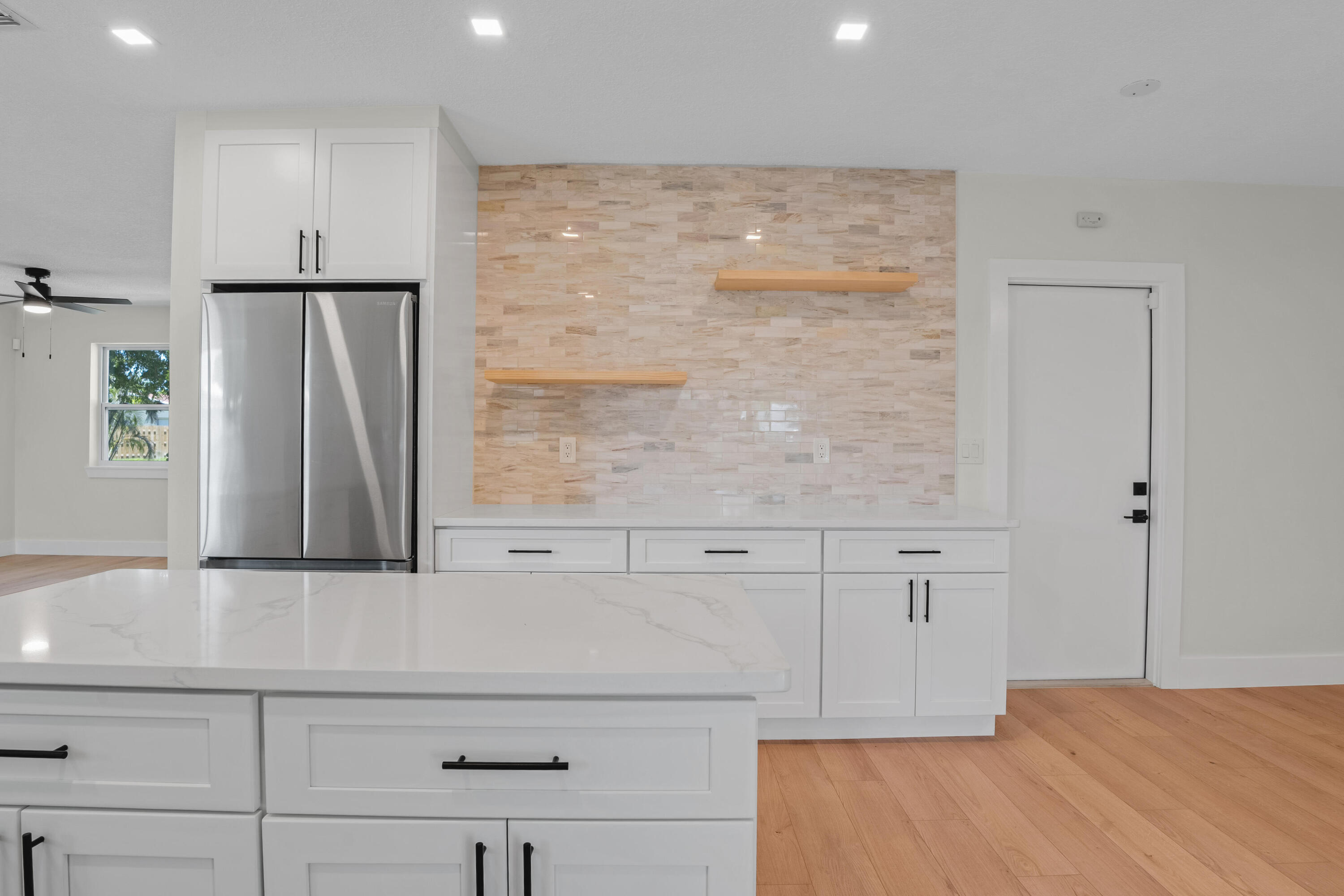 598 Coral Way
