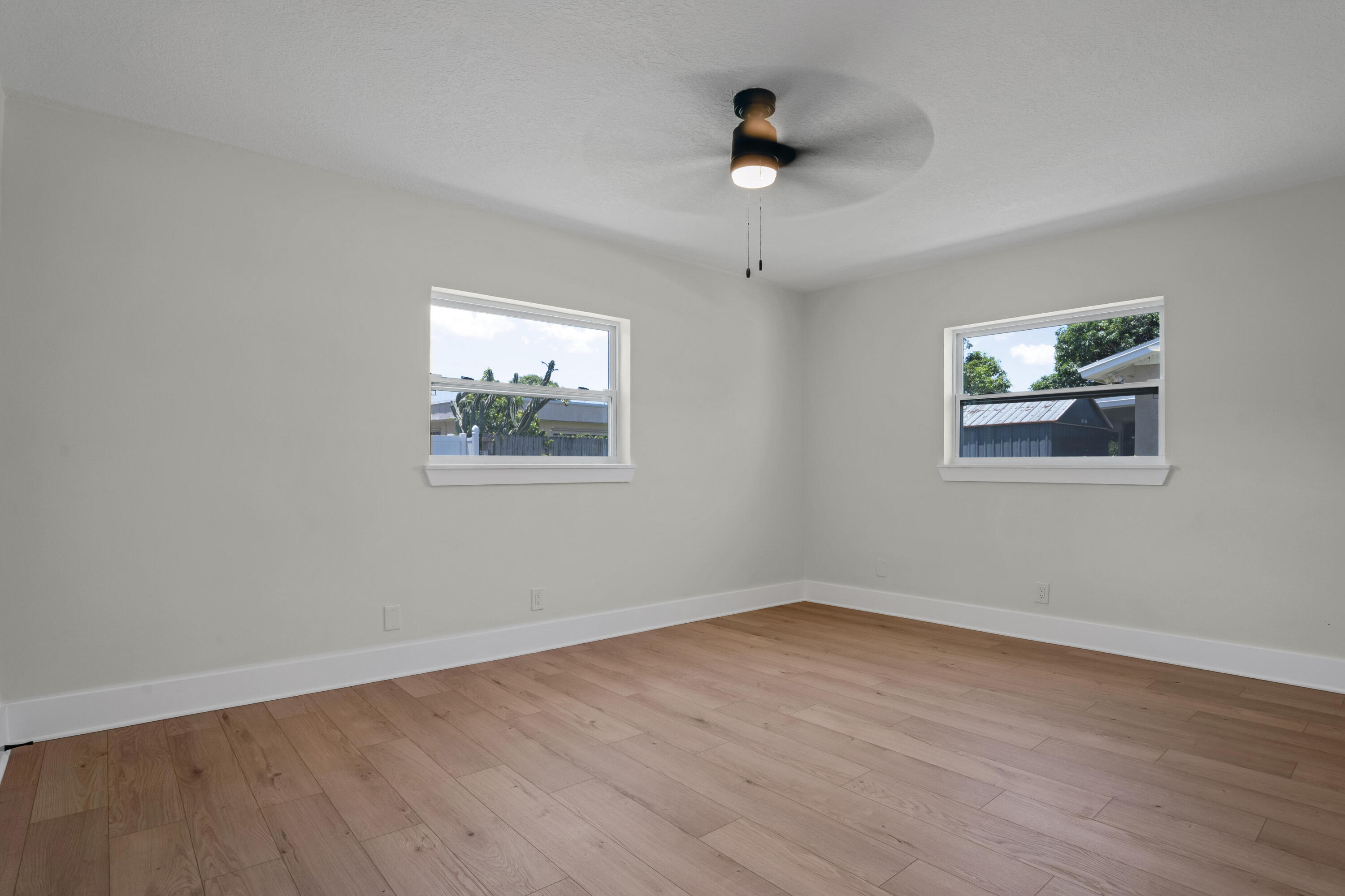 598 Coral Way