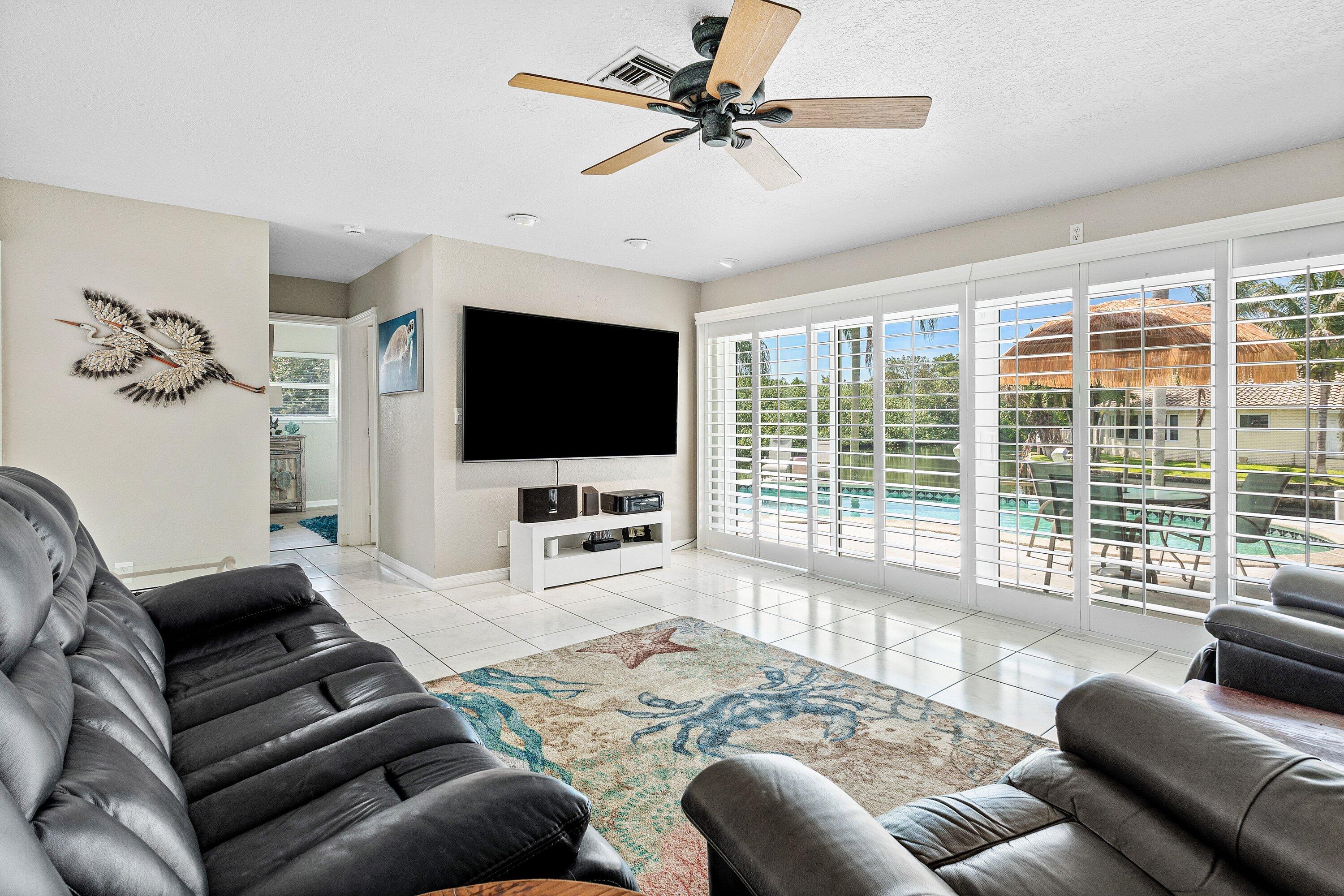 598 W Palmetto Park Road
