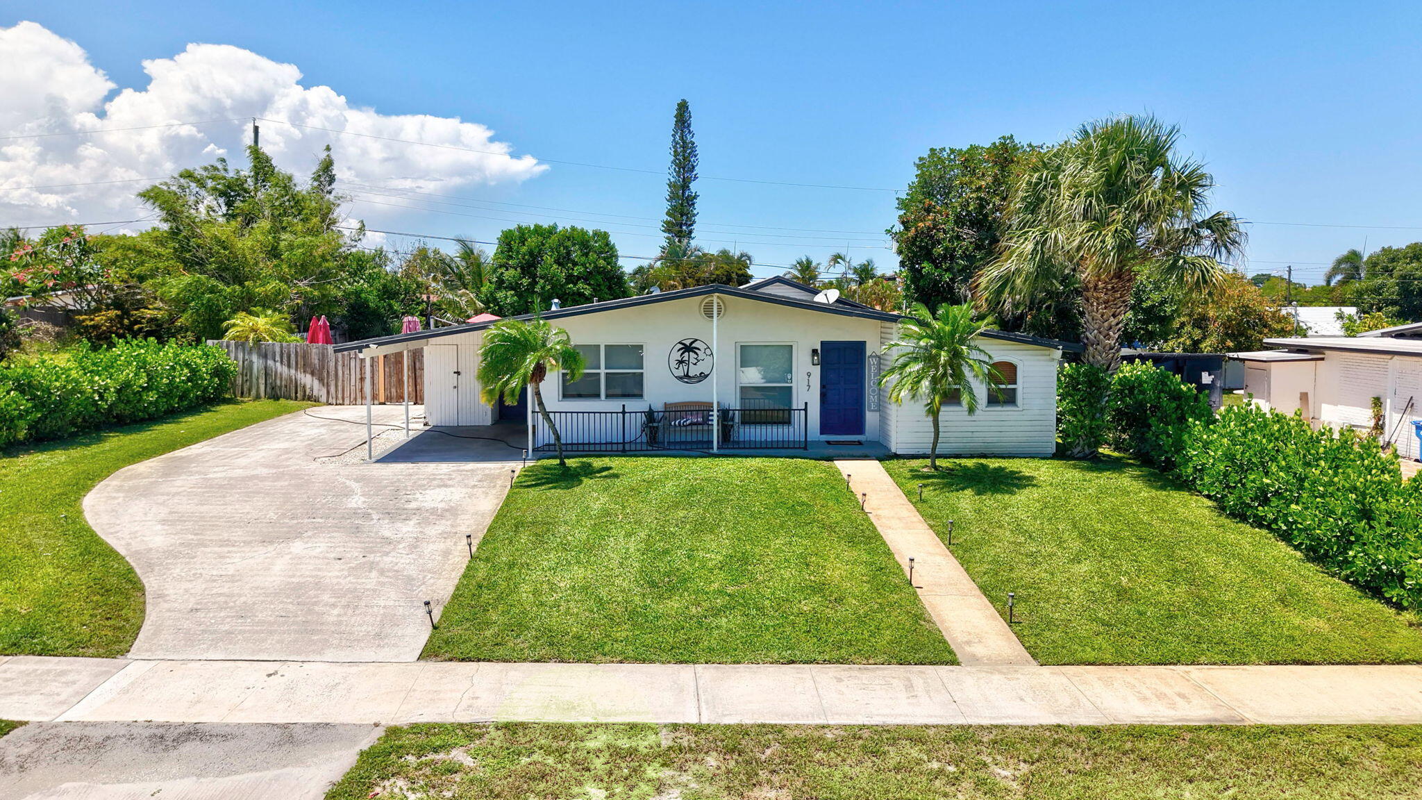 917 W Drew Street