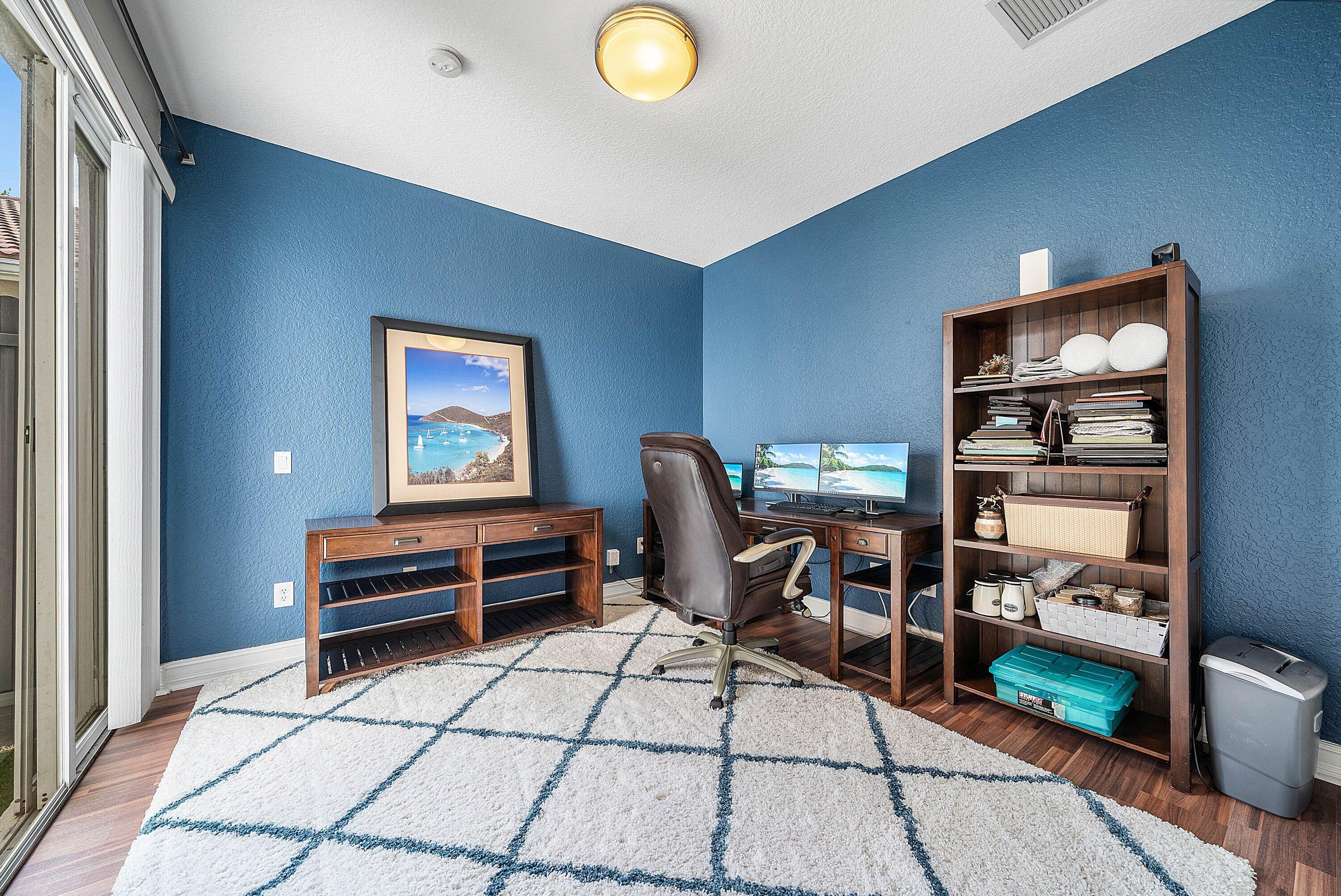 8564 BREEZY OAK Way