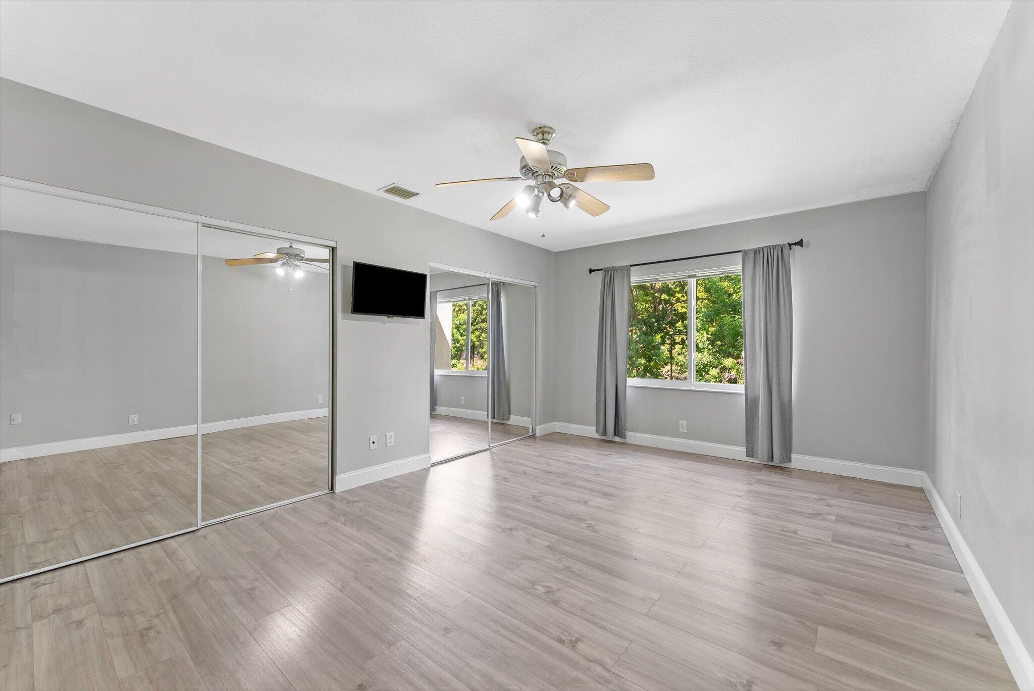 191 SE 1st Circle