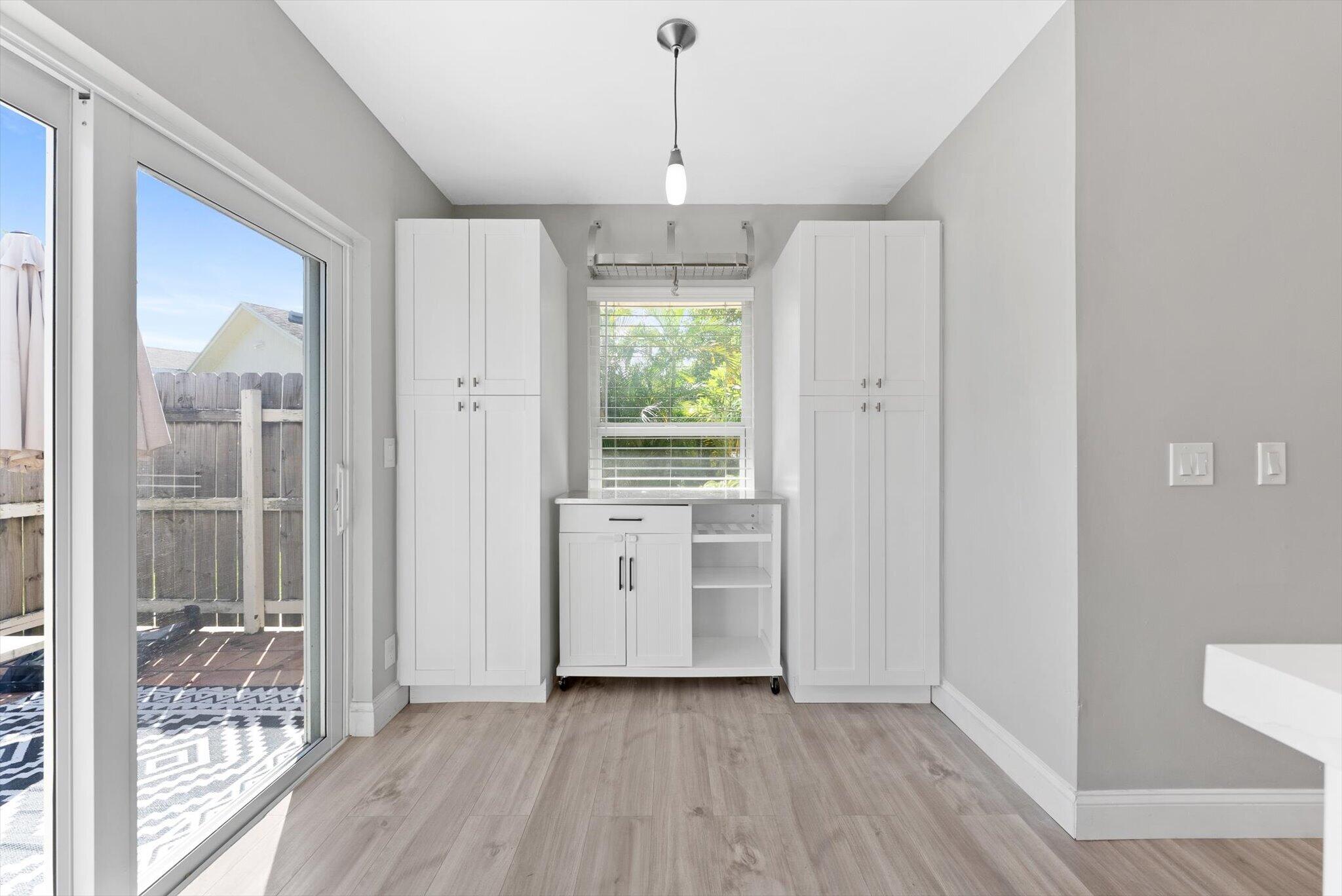 191 SE 1st Circle