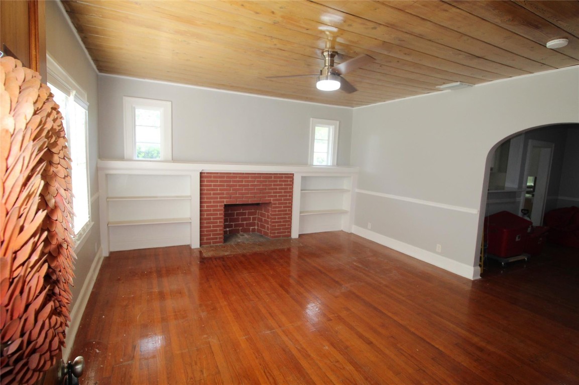 239 NW 1st Ave