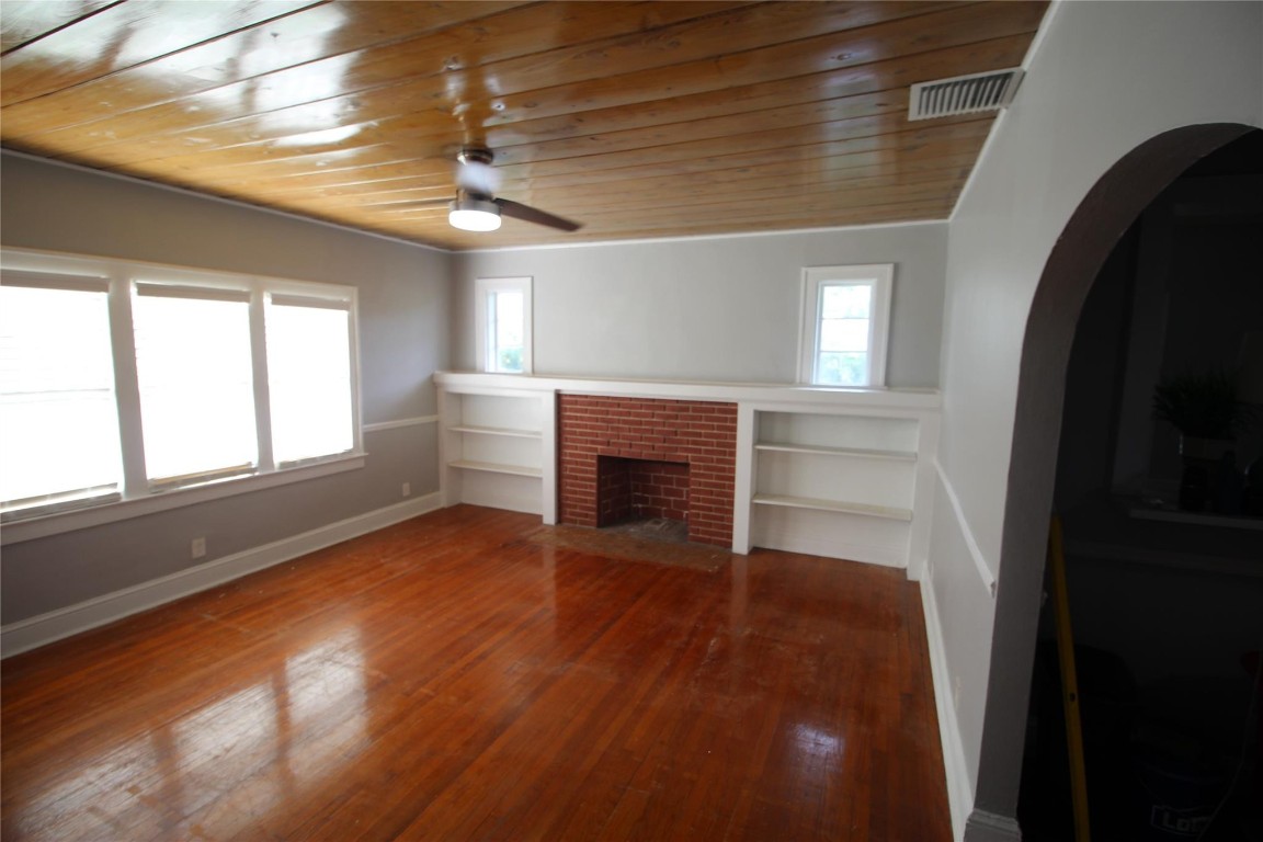 239 NW 1st Ave